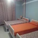 Hostal Riano Гостевой дом *