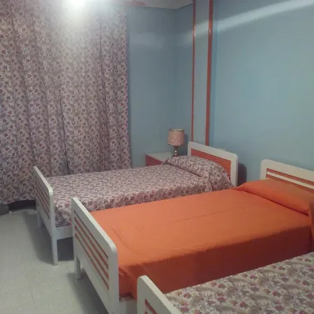 Hostal Riano Guest house *