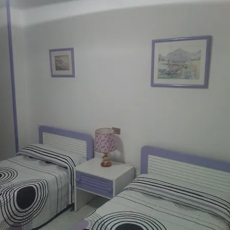 Hostal Riano Guest house